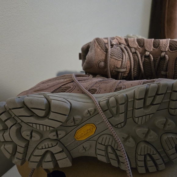 Merrell Women's Hiking Boots - Pink - Picture 6 of 7